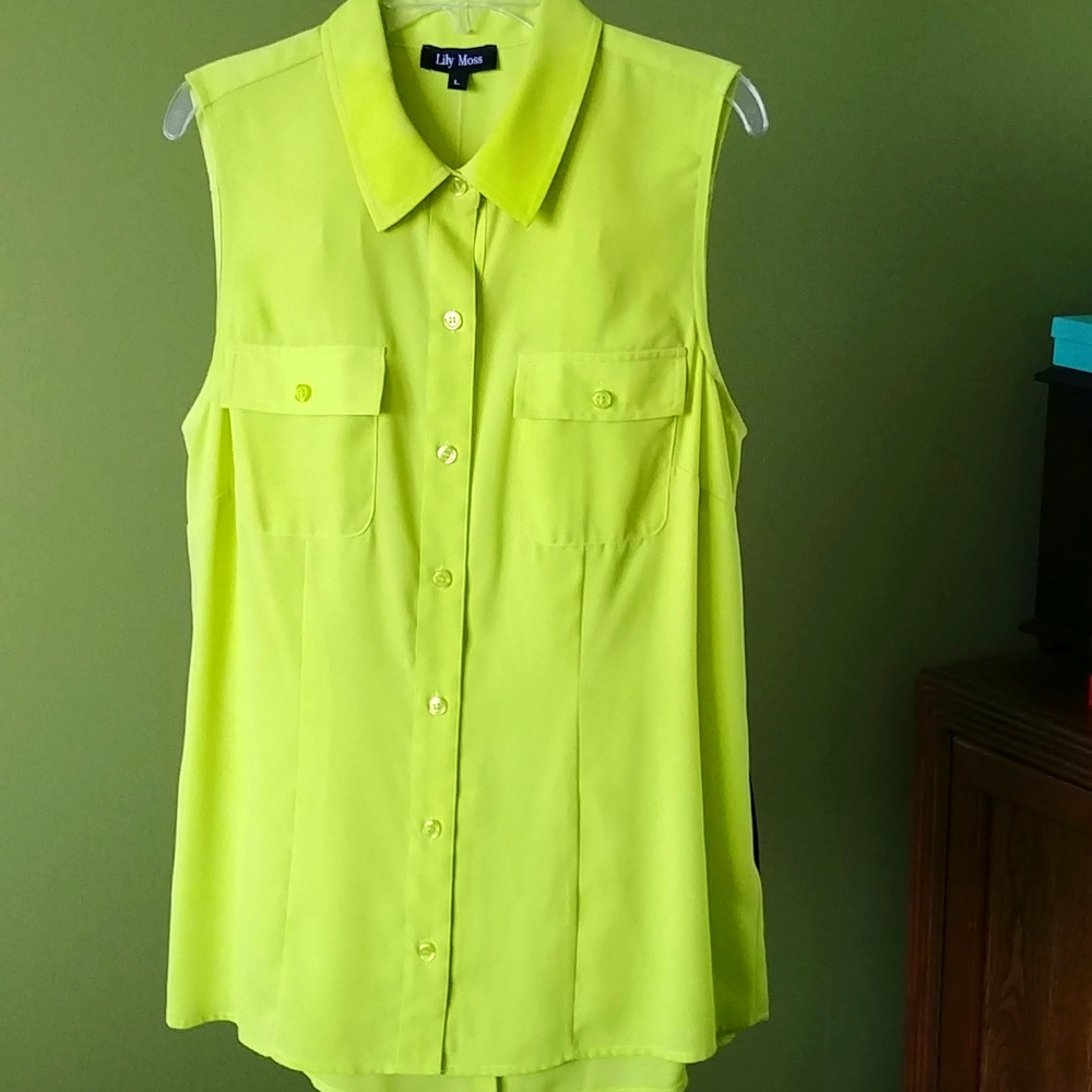 NWT, Size L, "LILY MOSS"sleeveless tunic blouse